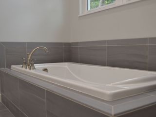 Soaking Tub