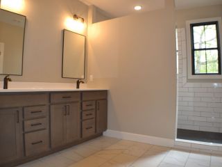 Owner's Bathroom